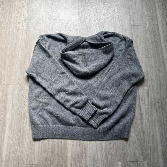 Alo - New Class Cashmere Hoodie - Platinum Grey - Picture 2 of 4